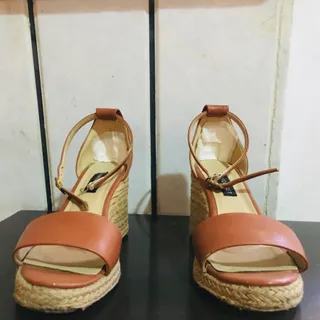 صندل کنفی