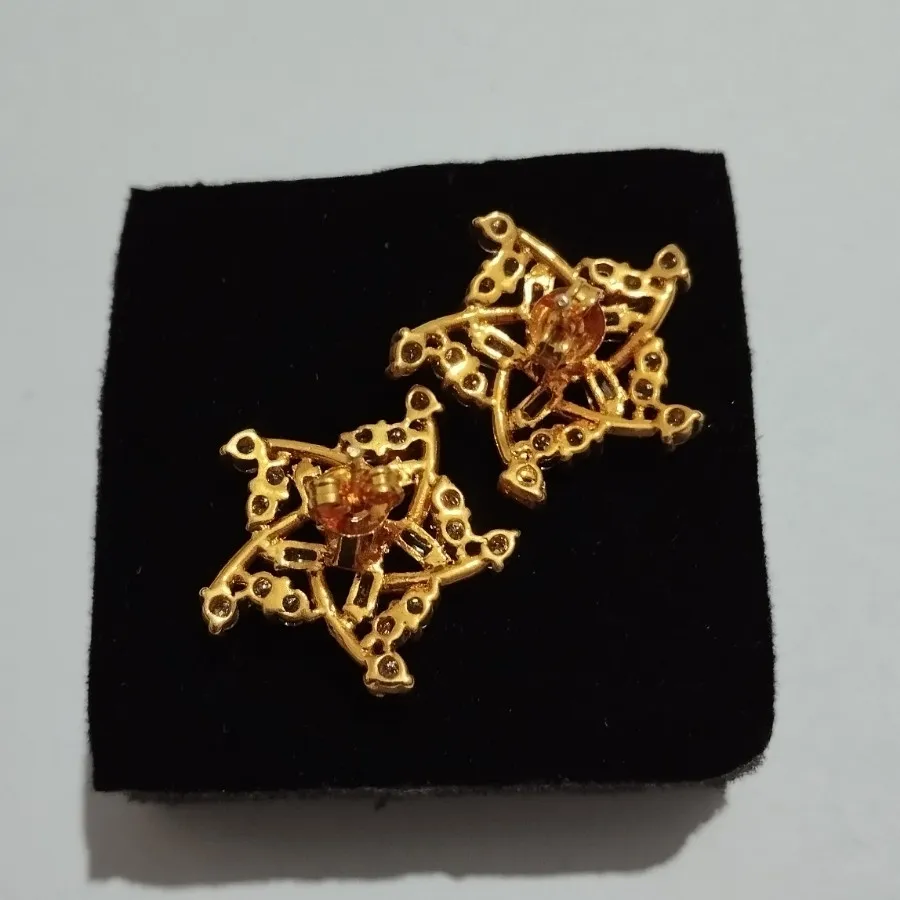 گوشواره نو استفاده نشده