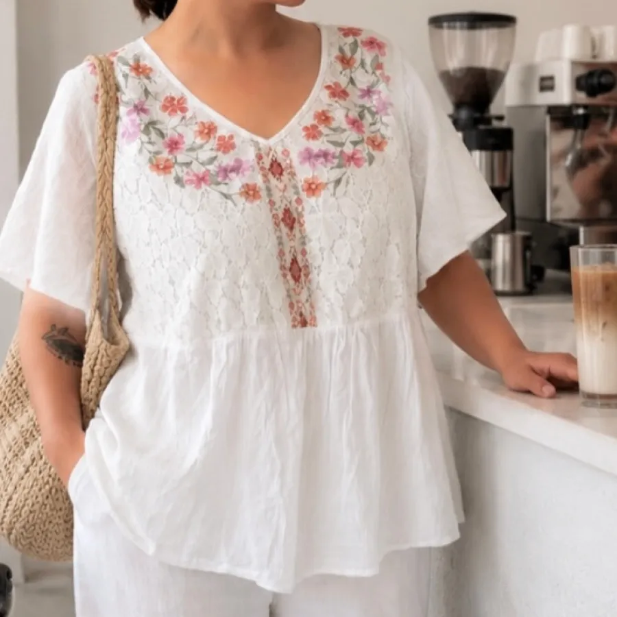 شومیز سفید نخی