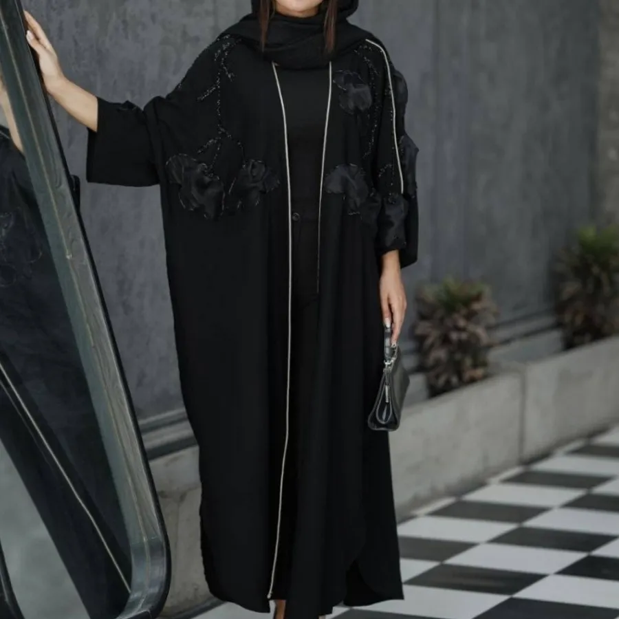 عبا مزونی
