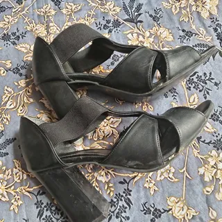 کفش زارا
