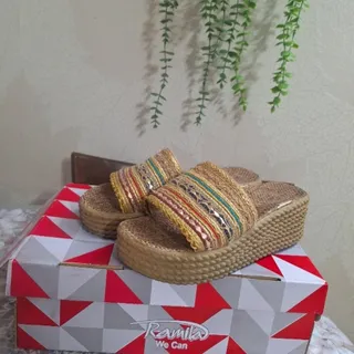 صندل کنفی