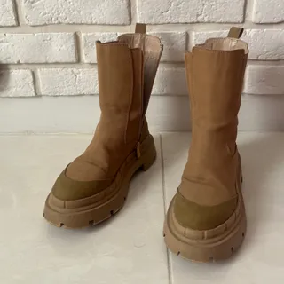 بوت زمستونی