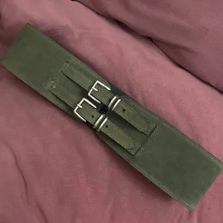 کمربند پهن بنتون