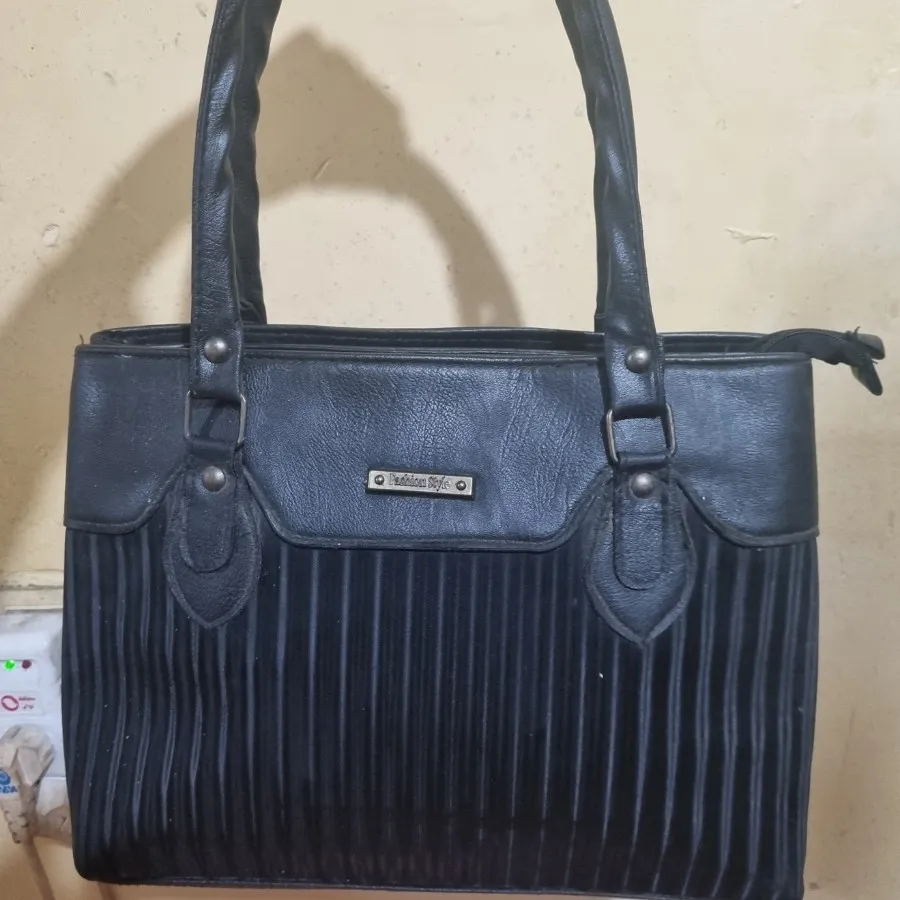 کیف مشکی