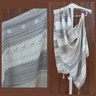 شال طرح گوزنی