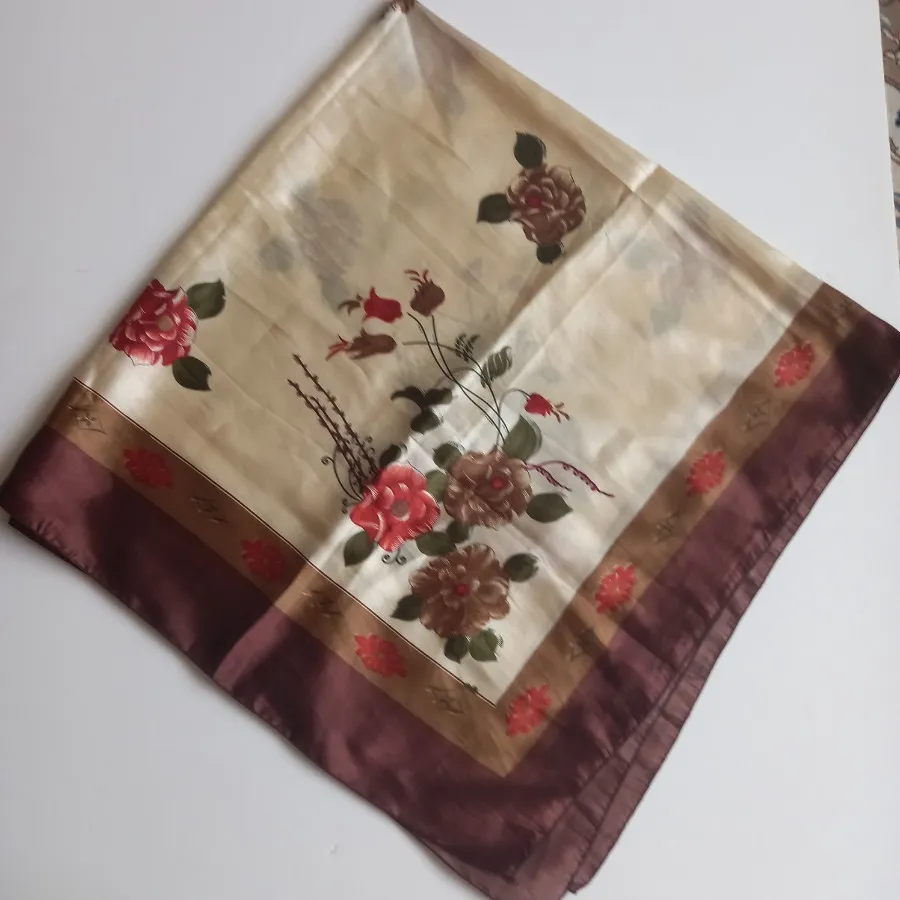 روسری سلتن