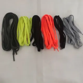 پنج جفت بند کفش نو
