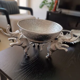 ظرف آلومینیومی
