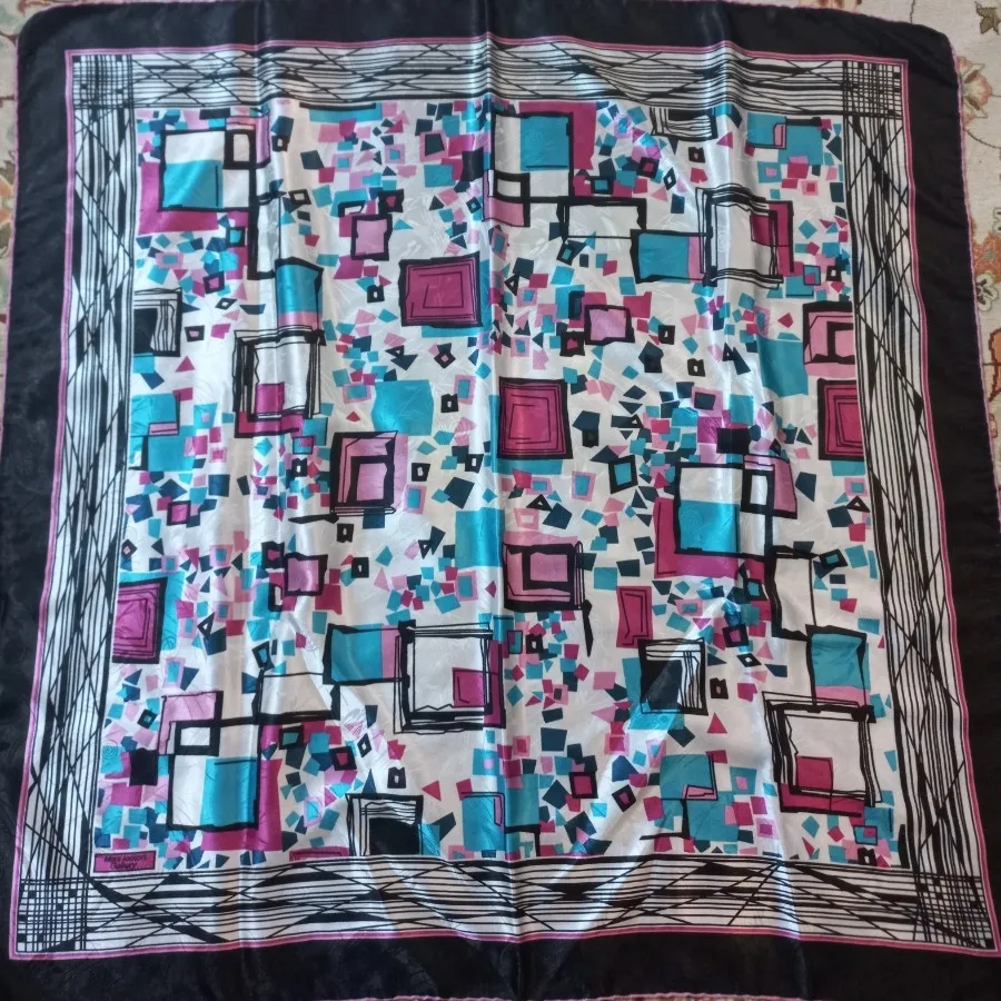 روسری ساتن