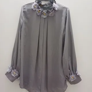 شومیز طوسی در حد نو