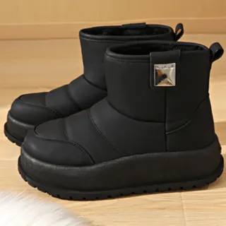بوت زمستانی وارداتی