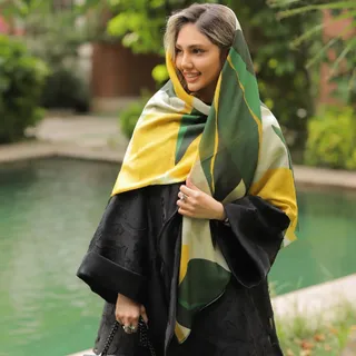 روسری نخی بزرگ