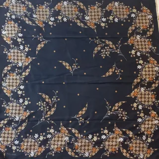 روسری ساتن