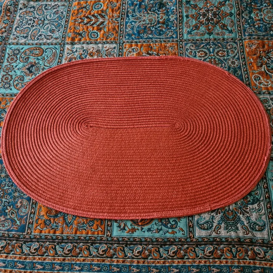 زیر بشقابی