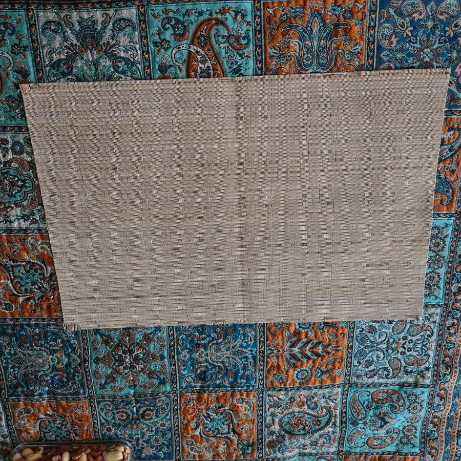 زیر بشقابی