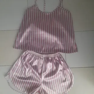 لباس خواب
