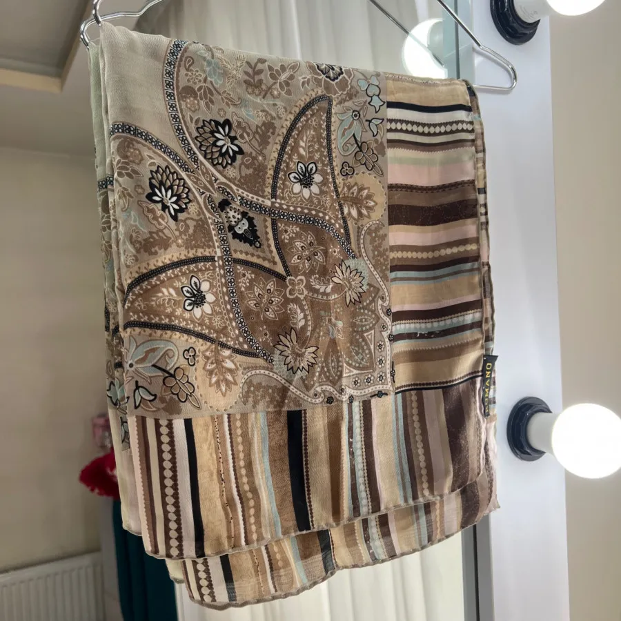 روسری ابریشم