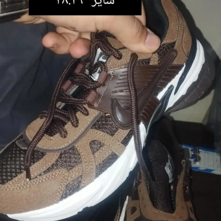 کتونی نایک v2k