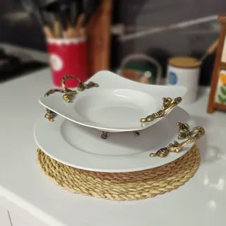شیرینی خوری و شکلات خوری