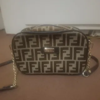 کیف فندی