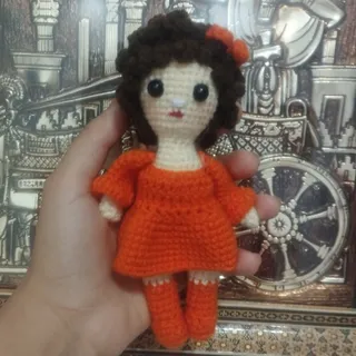 عروسک بافتنی