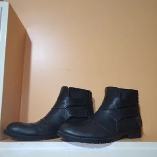 نیم بوت مردانه