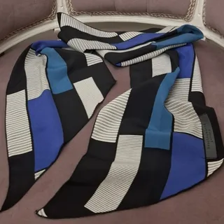 شال دور گردنی