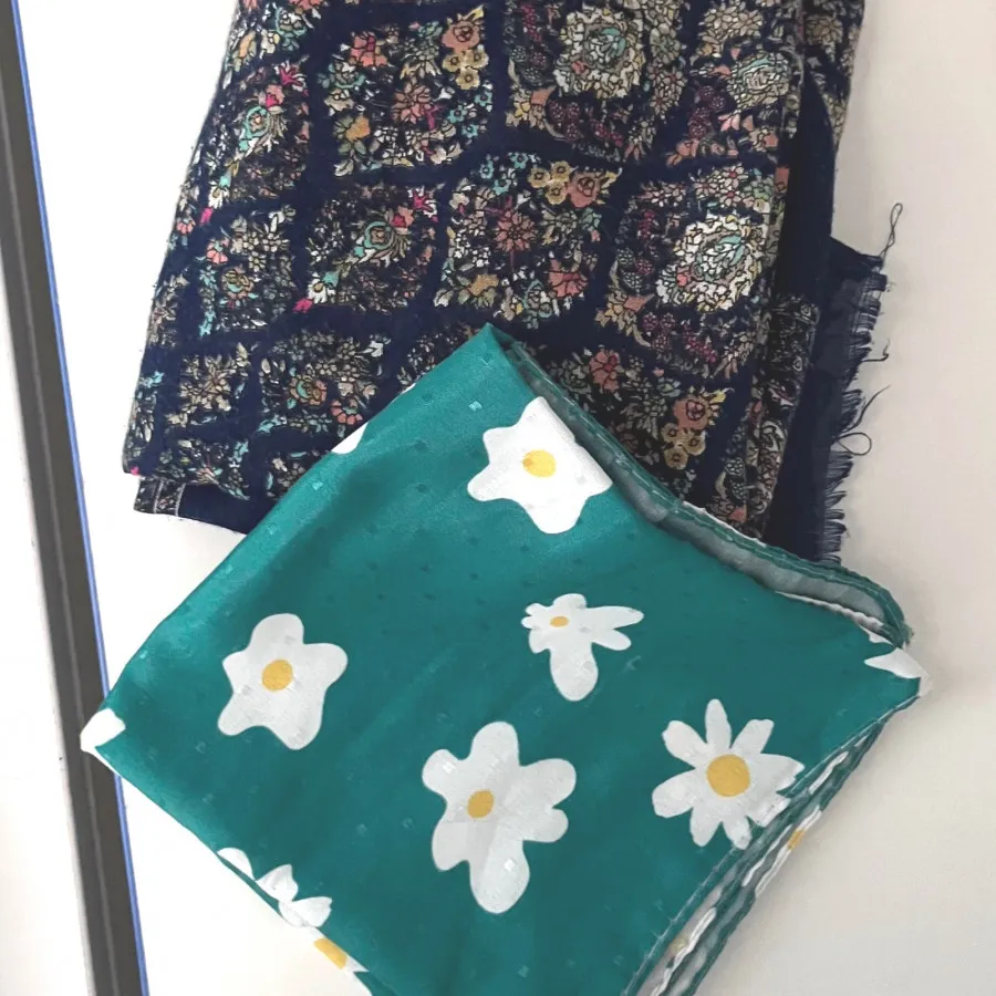 روسری بابونه و گل گلی