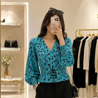 شومیز یقه قایقی گربه ?