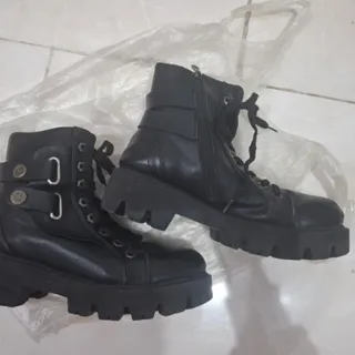 نیم بوت