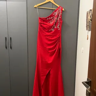 لباس مجلسی قرمز
