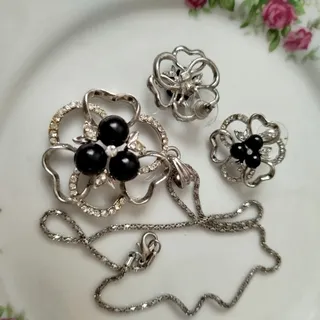 نیم ست اکسسوری