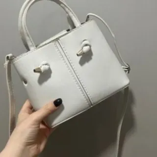 کیف سفید دوشی
