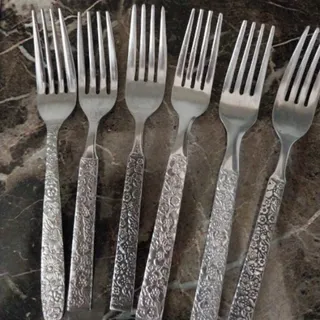 قاشق چنگال کارد