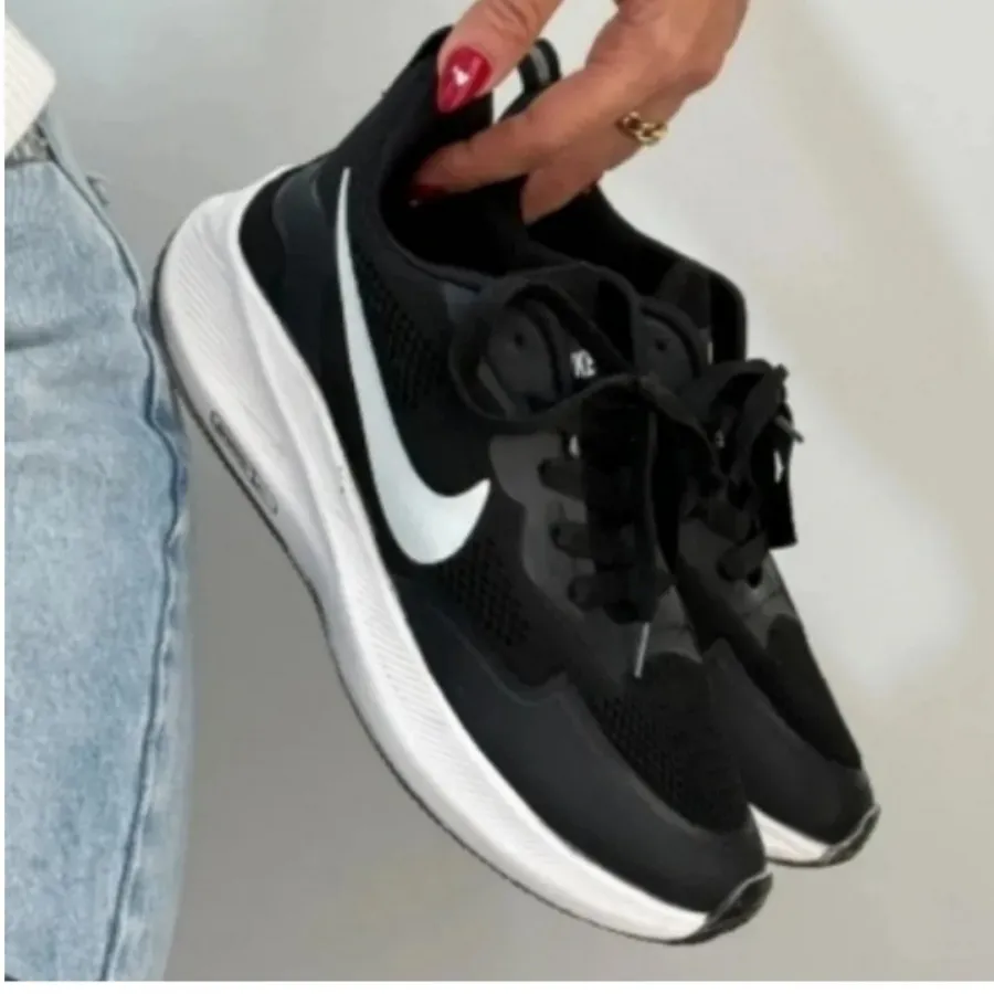 NIKE کفش اسپورتزنانه/مردا