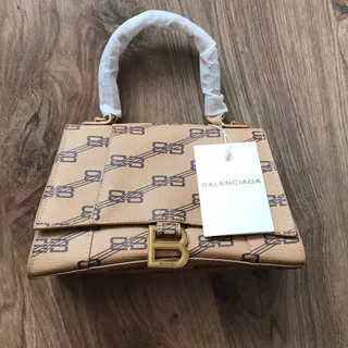 کیف Balenciaga