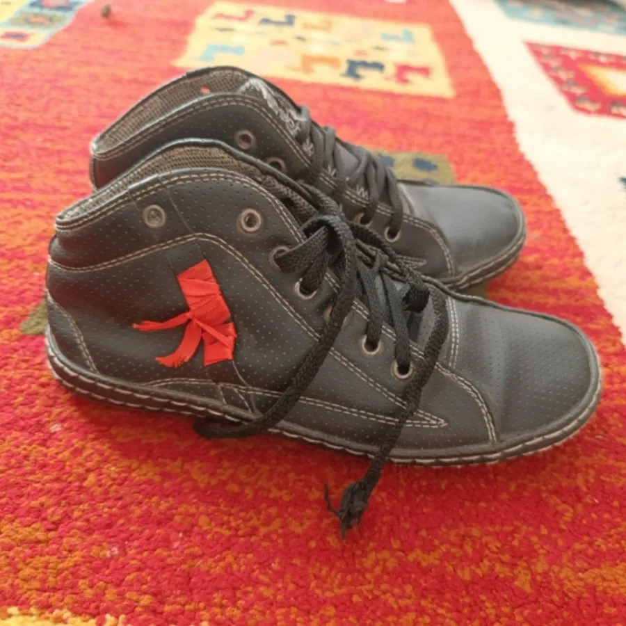 کتونی خارجی