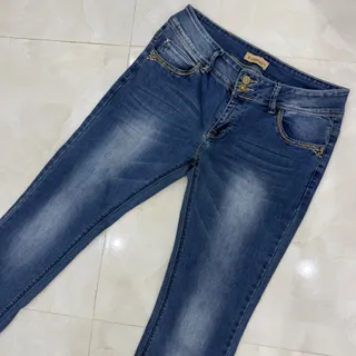 شلوار جین آبی