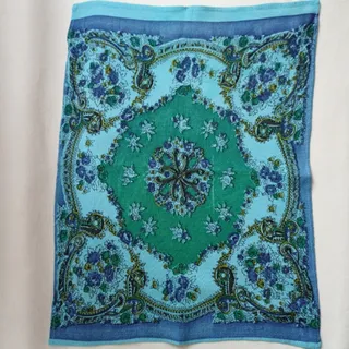 دستمال پارچه‌ای قدیمی
