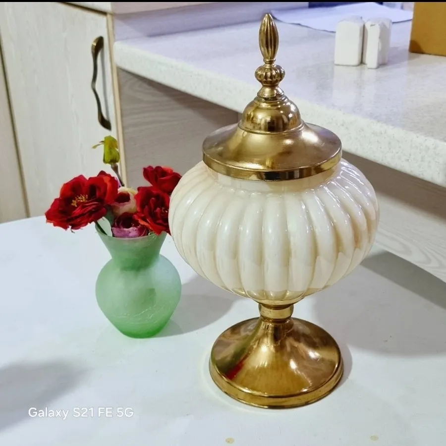 شکلات خوری عسلی بزرگ