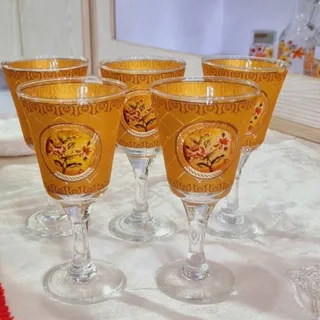 5 عدد جام طلا کوب بزرگ