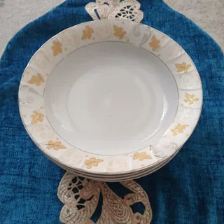 بشقاب آش خوری یا خورشت