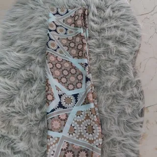 روسری ابریشمی