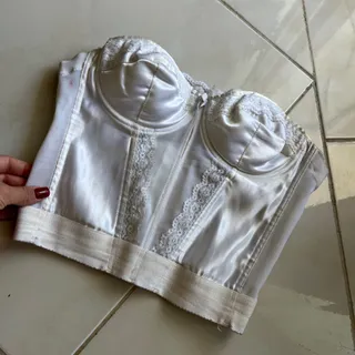 نیم تنه  آلمانی