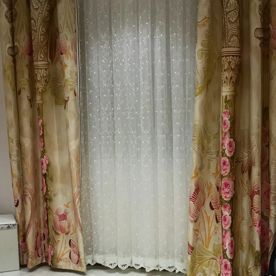 سه تیکه پرده پانچ باتور