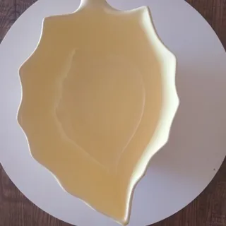 ظرف اجیل و سالادخوری