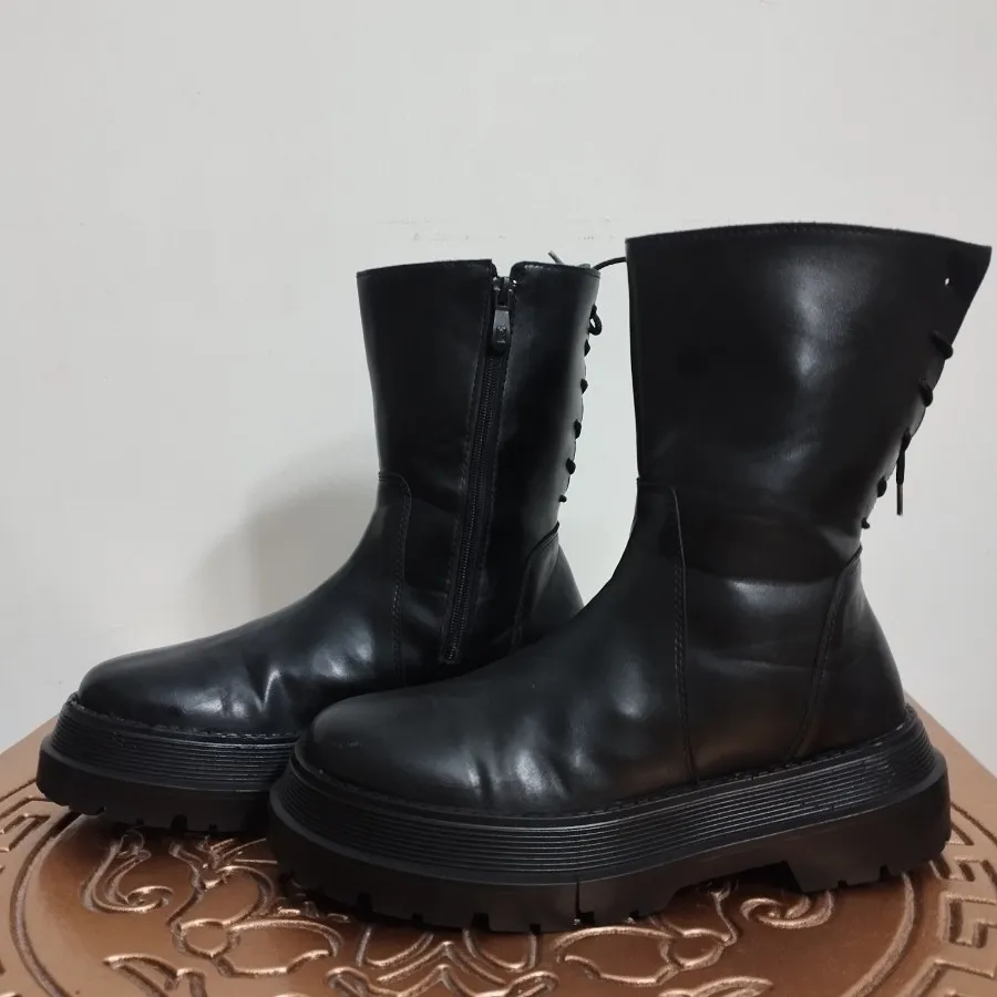 بوت  زنانه