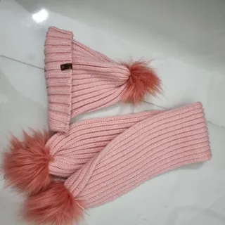 شال و کلاه بچگانه