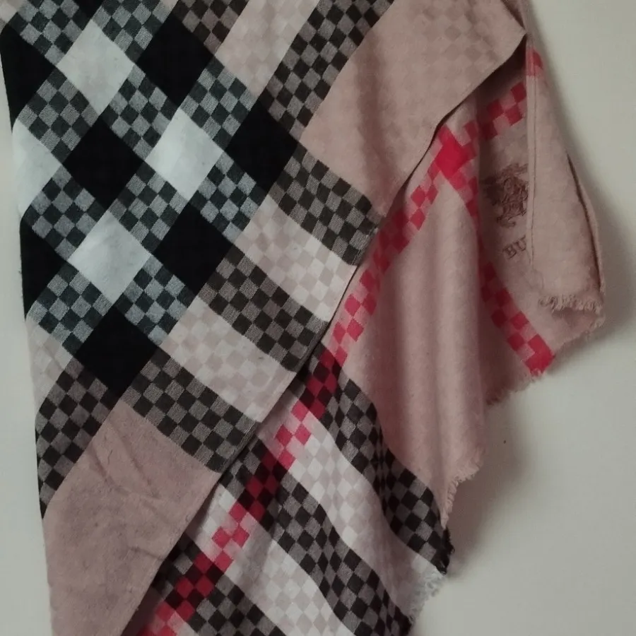 شال باربری Burberry